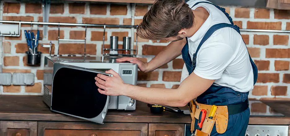 In-Home Microwave Repair in Athol
