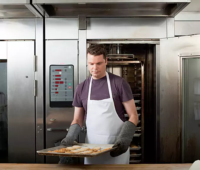 Why Athol, MA Kitchens Trust Athol Appliance Pro for Commercial Oven Repair?